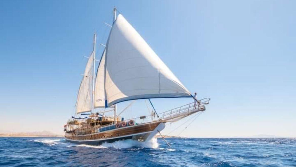 Ras mohamed with luxury boat
